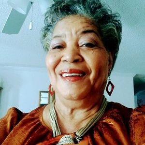 Meet your Posher, Nellie